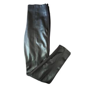 Ann Taylor Women’s Black Leather Looking Leggings in Size 6